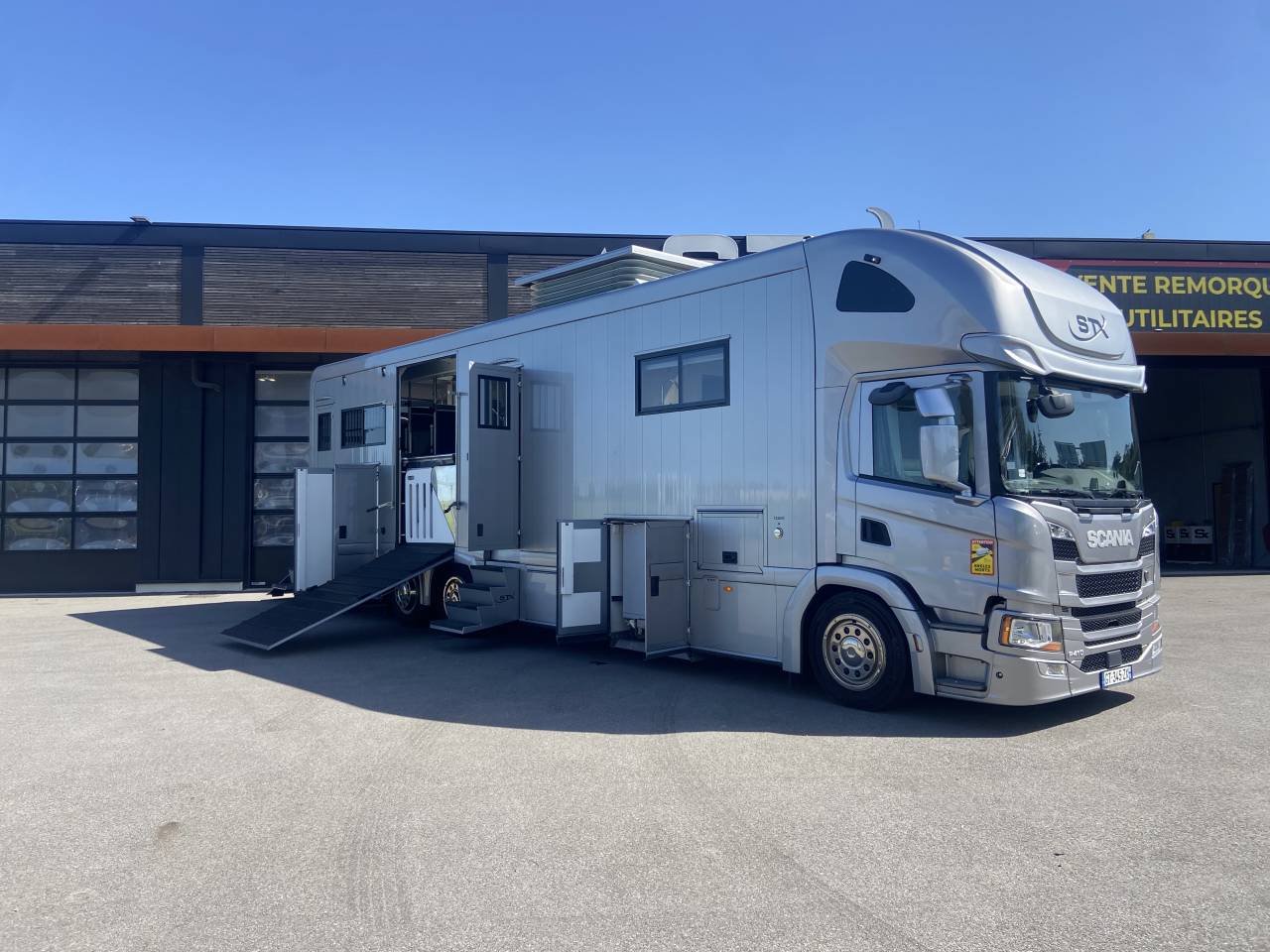Camion per Cavalli STX  2021 Occasione