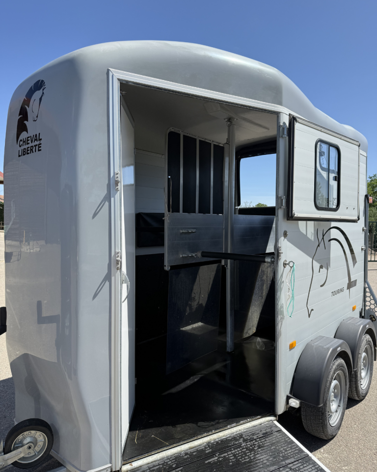 Trailer Cheval Libert&eacute; Gold Touring Country  2 Cavalli 2022 Nuovo