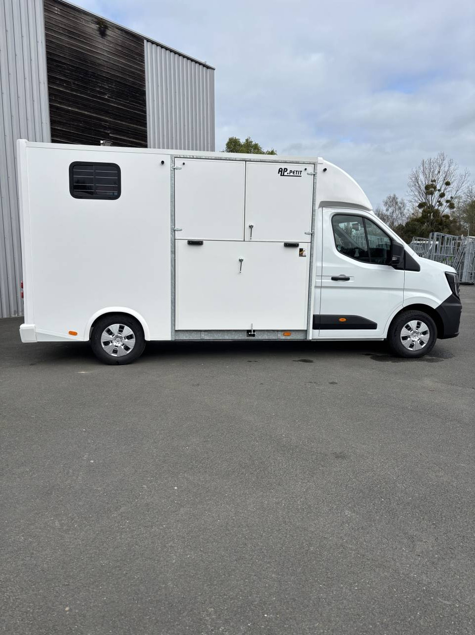 Van per Cavalli AP Petit Nissan Interstar L3  2026 Nuovo