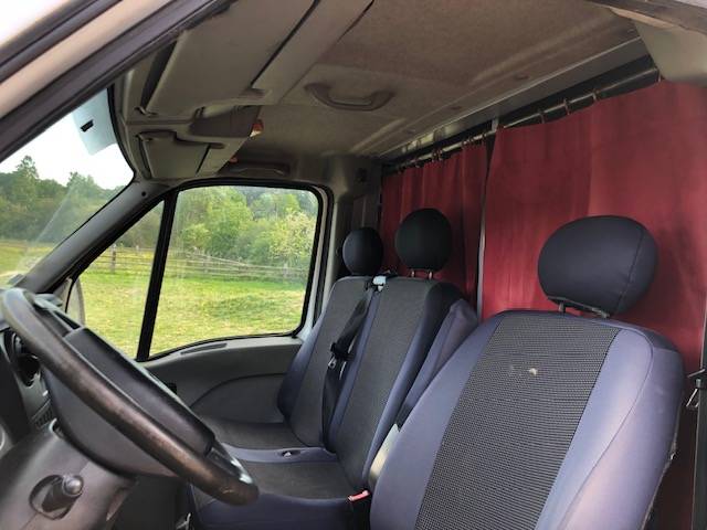 Van per Cavalli Renault 120D 2009 Occasione