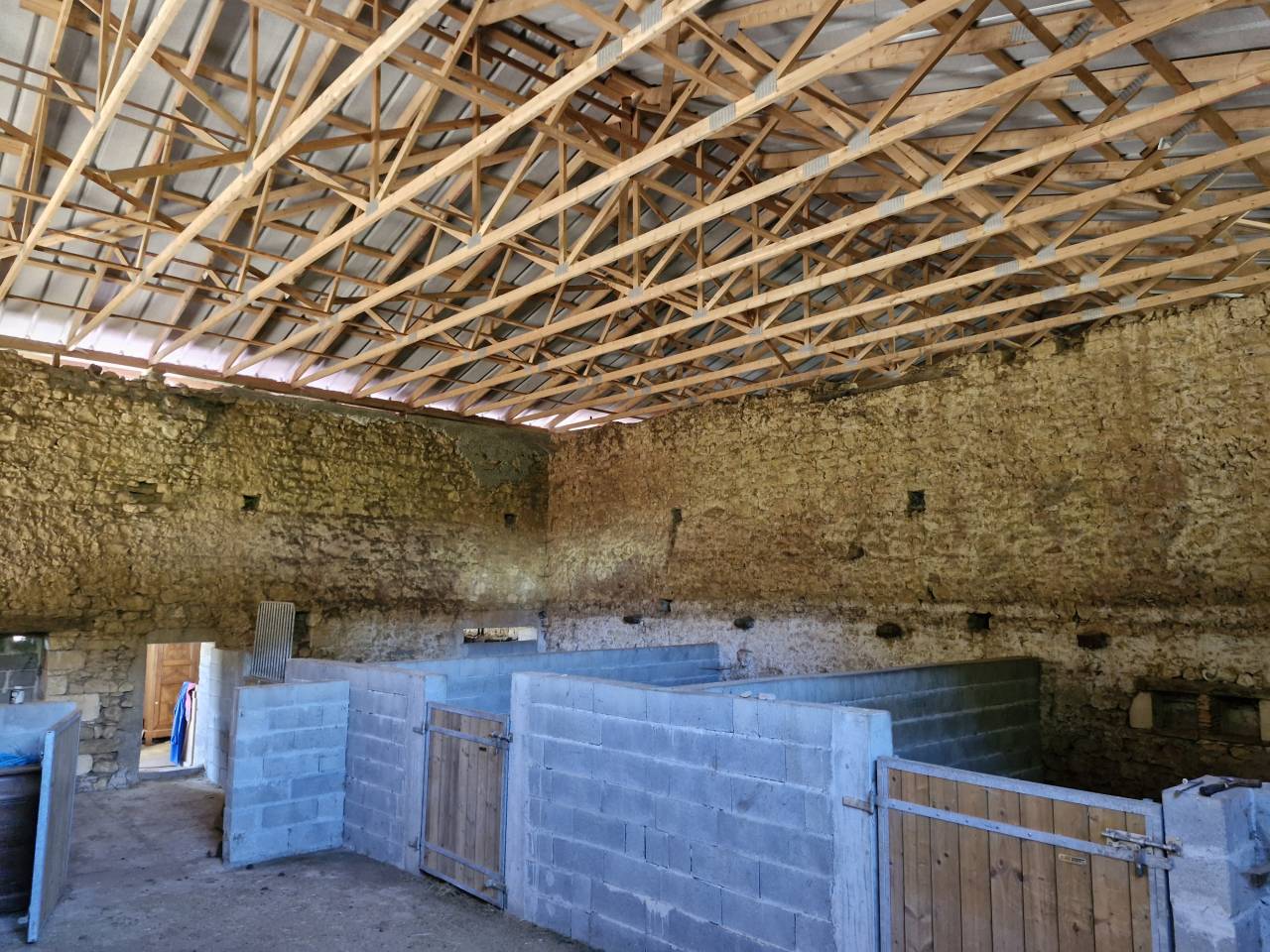 Propriet&agrave; equestre In vendita Charente