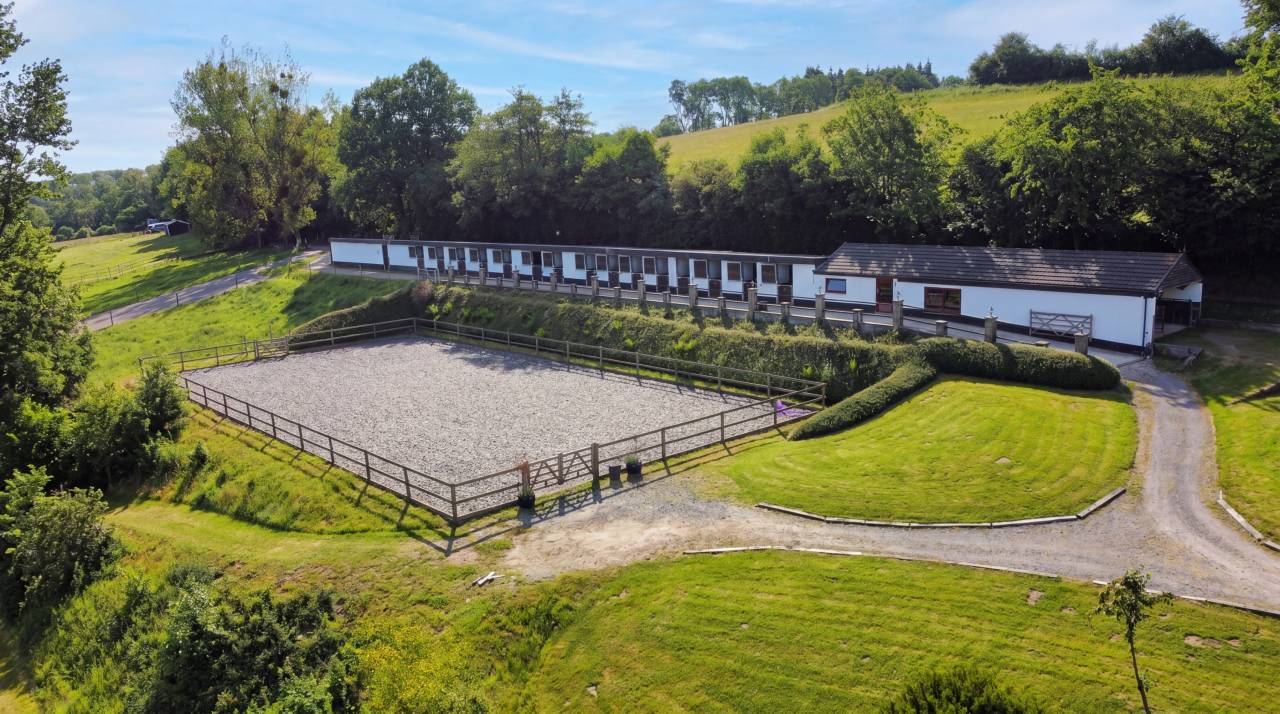 Propriet&agrave; equestre In vendita Luxembourg belge