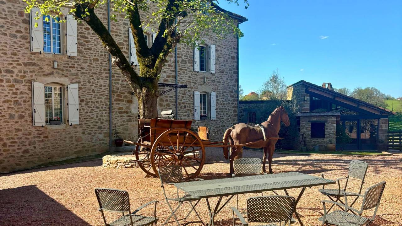 Propriet&agrave; equestre In vendita Lot