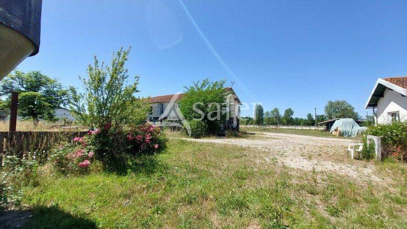 Propriet&agrave; equestre In vendita Gironde