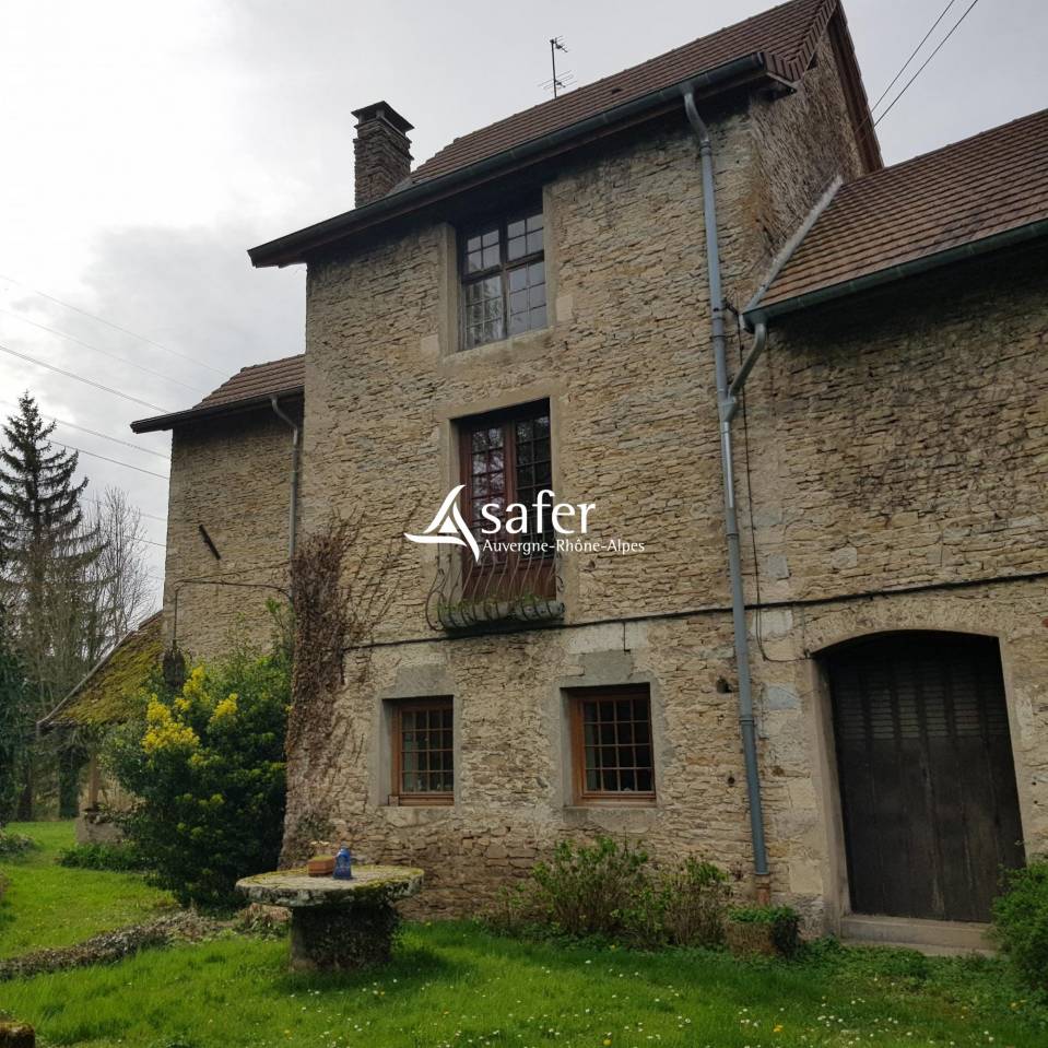Propriet&agrave; equestre In vendita Is&egrave;re