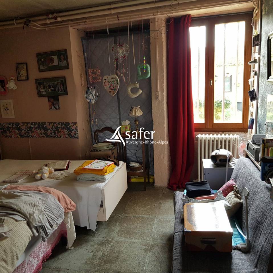 Propriet&agrave; equestre In vendita Is&egrave;re