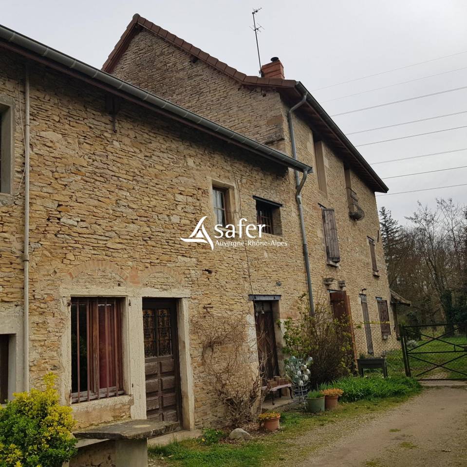 Propriet&agrave; equestre In vendita Is&egrave;re