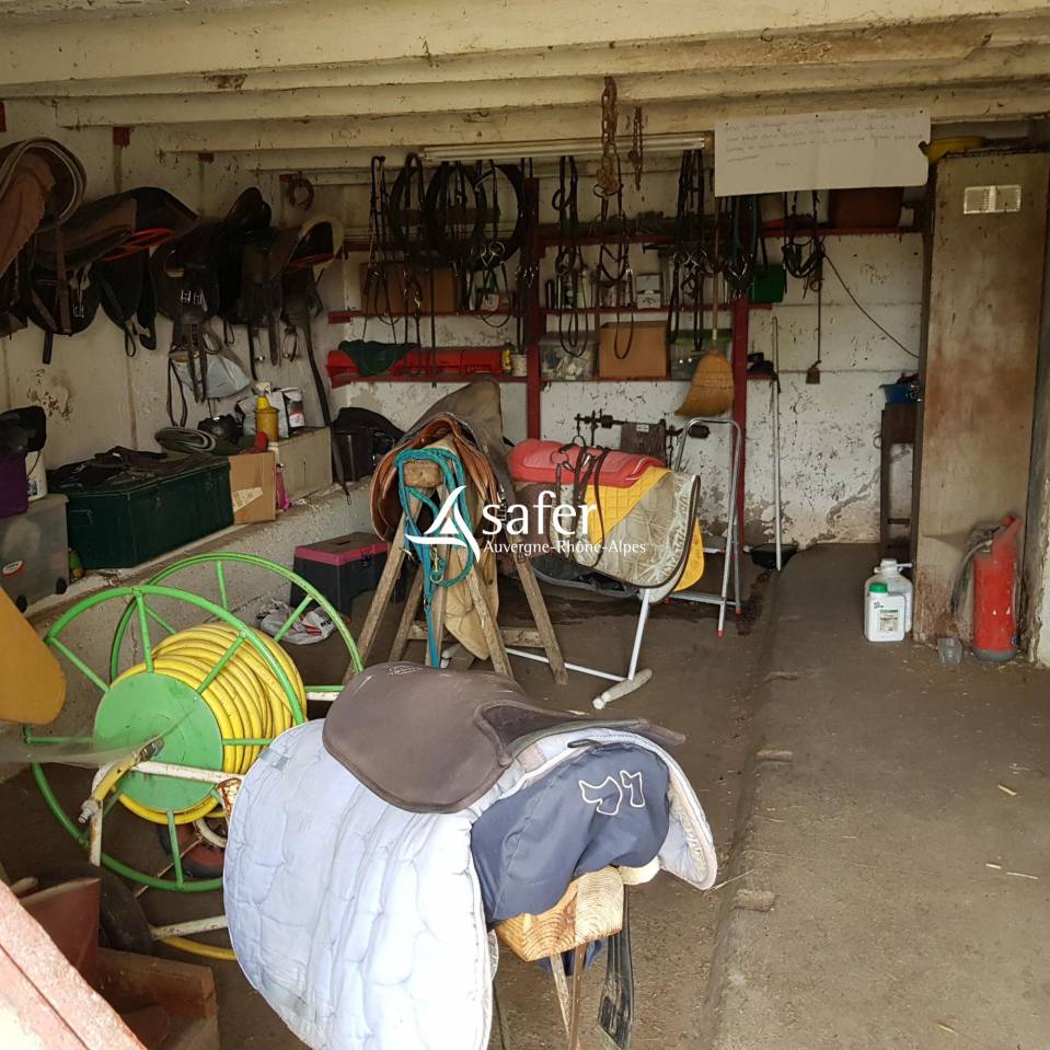 Propriet&agrave; equestre In vendita Is&egrave;re