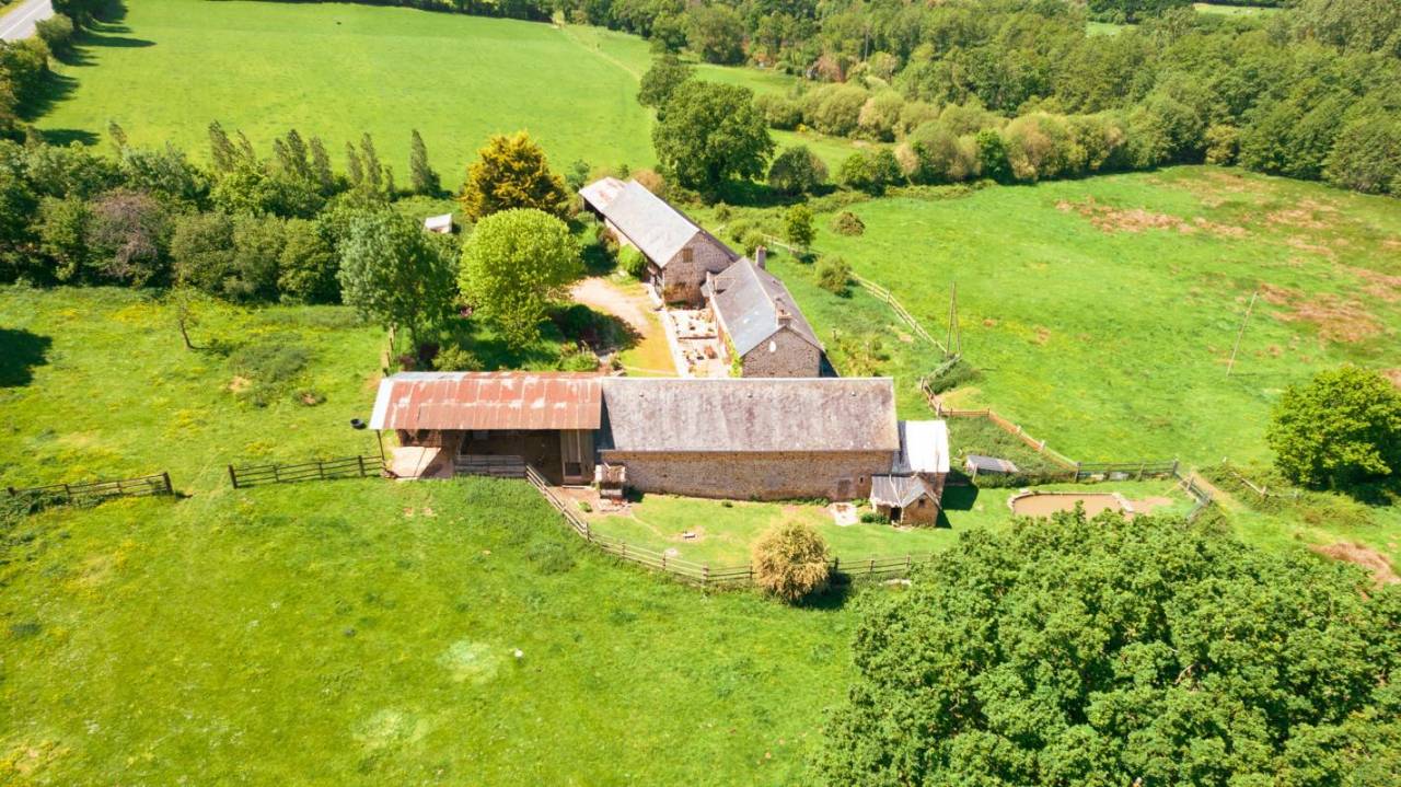 Propriet&agrave; equestre In vendita Mayenne