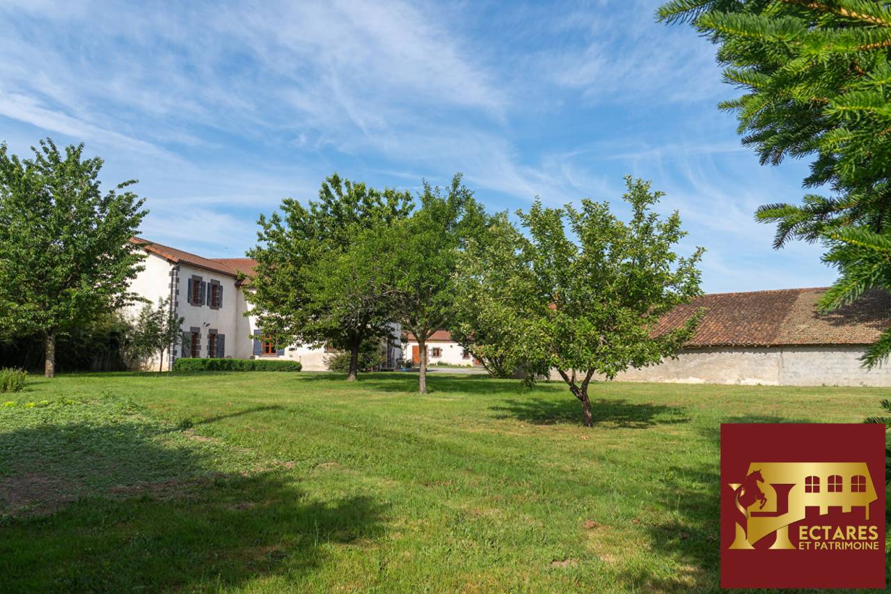 Alloggio equestre In vendita Puy-de-D&ocirc;me