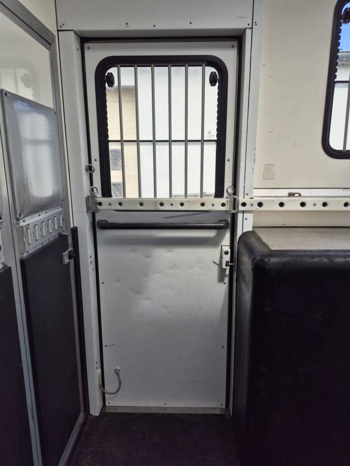 Camion per Cavalli Ketterer SCANIA P400 KETTERER 2012 Occasione