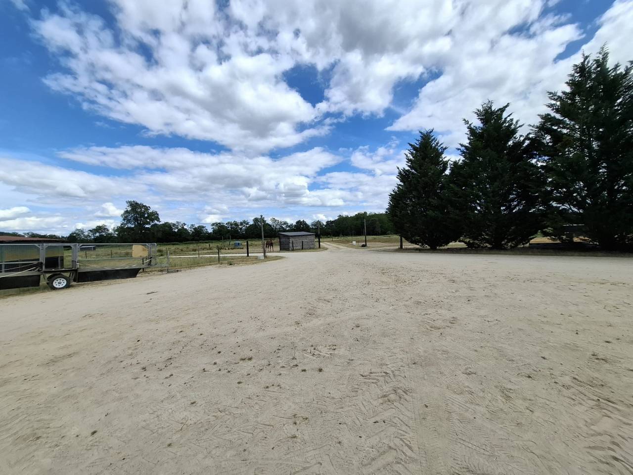 Propriet&agrave; equestre In vendita Cher