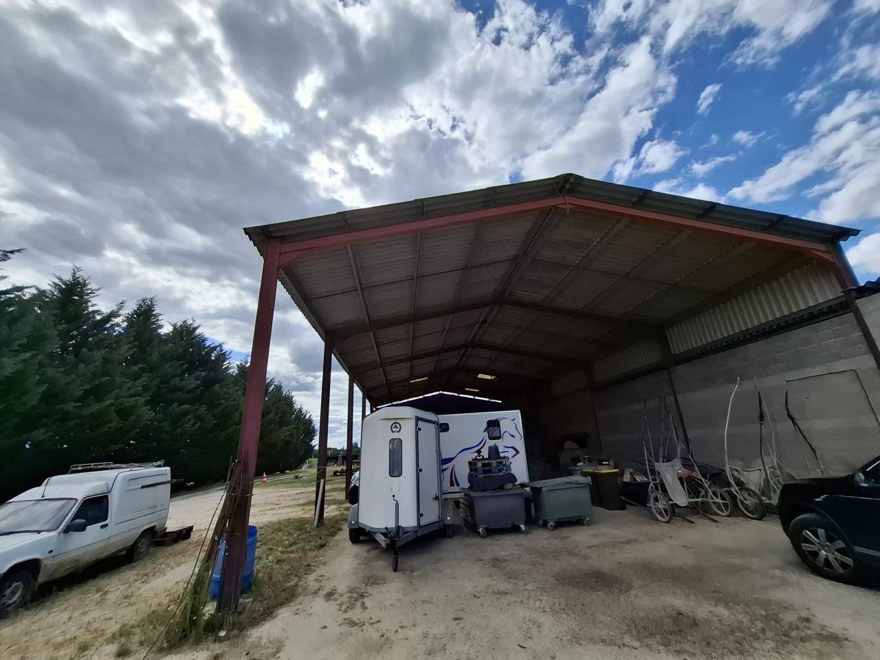 Propriet&agrave; equestre In vendita Cher