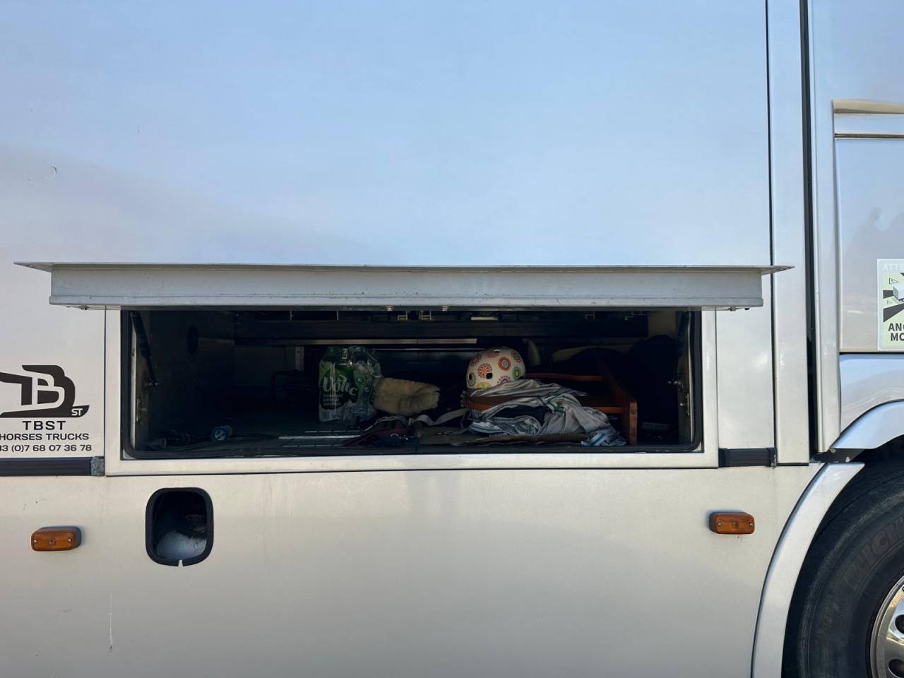 Camion per Cavalli Ketterer FH 12 2008 Occasione