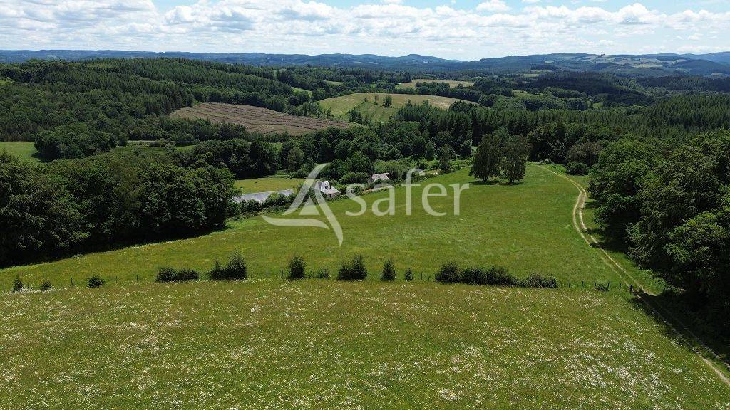 Azienda agricola In vendita Corr&egrave;ze