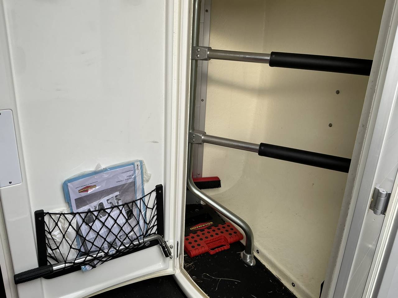Trailer Bockmann Portax E 2 Cavalli 2021 Occasione