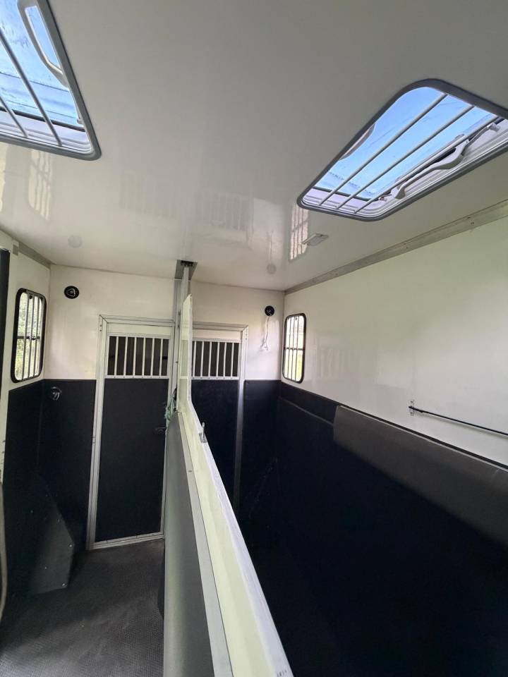 Van per Cavalli I trailer ACR Renault Master 2022 Occasione