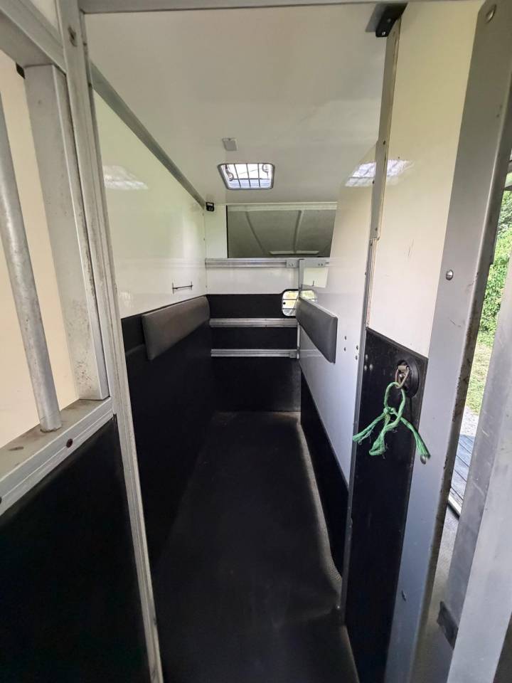 Van per Cavalli I trailer ACR Renault Master 2022 Occasione