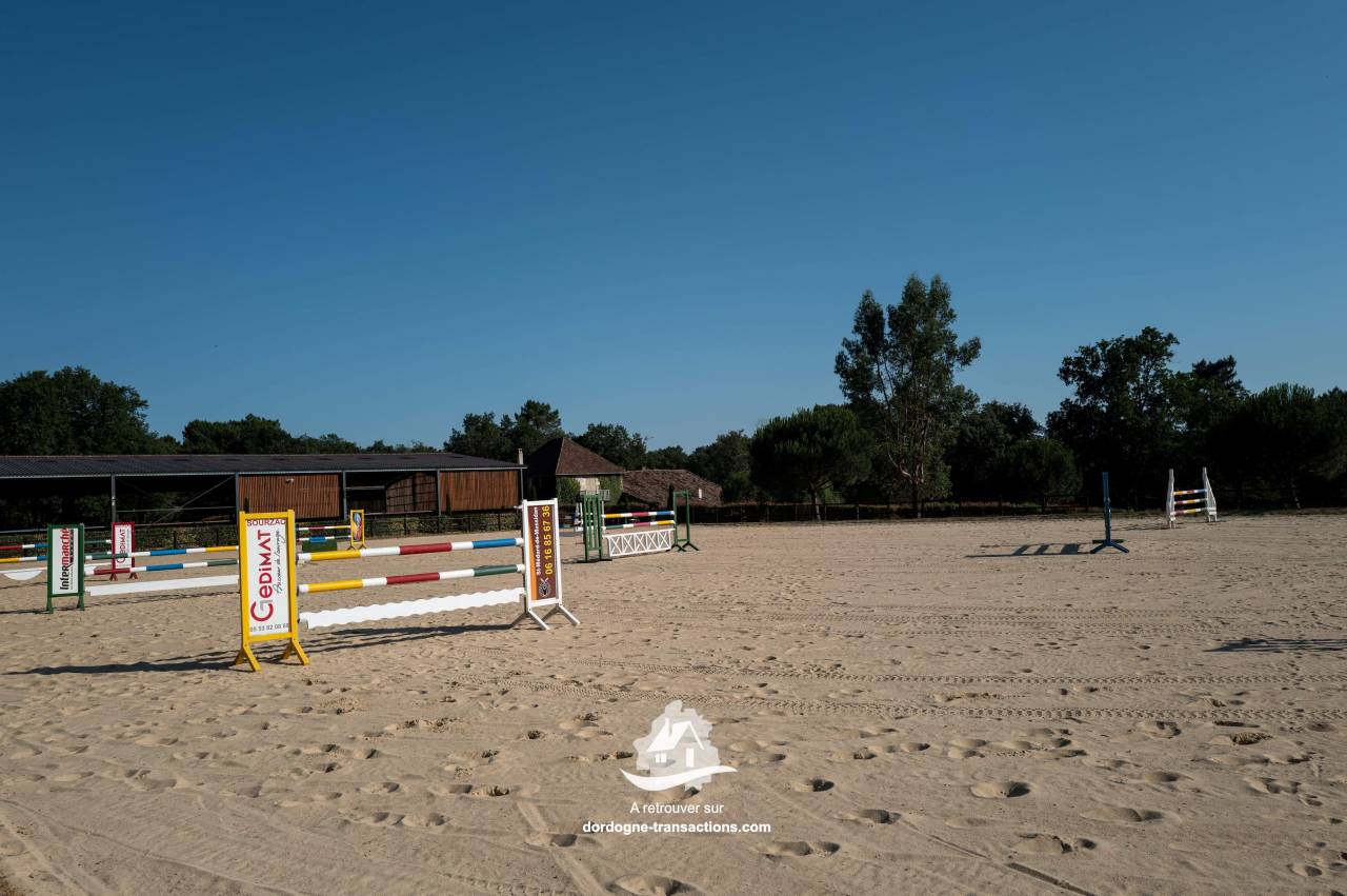Propriet&agrave; equestre In vendita Dordogne