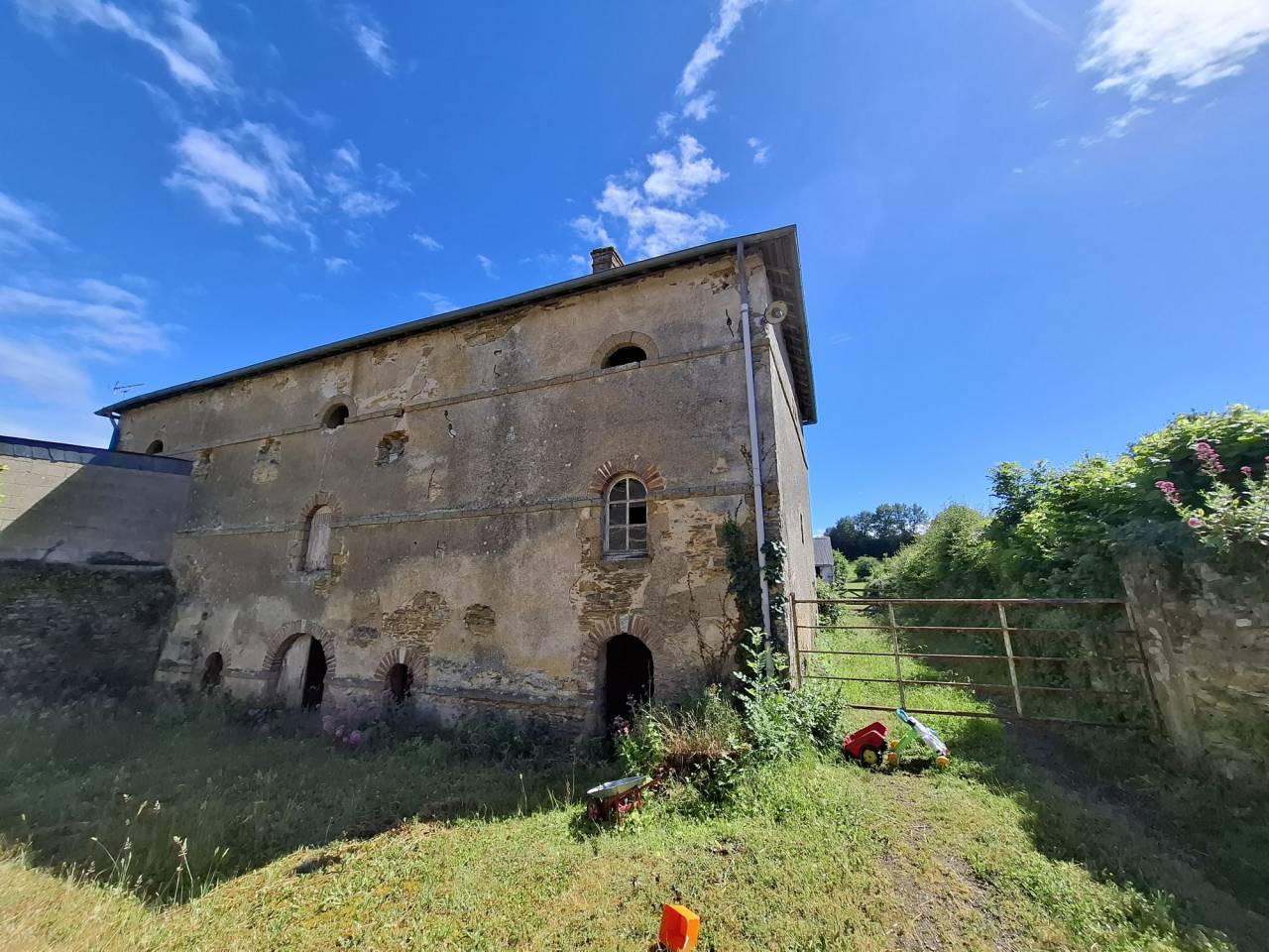 Scuderia per proprietari In vendita Mayenne