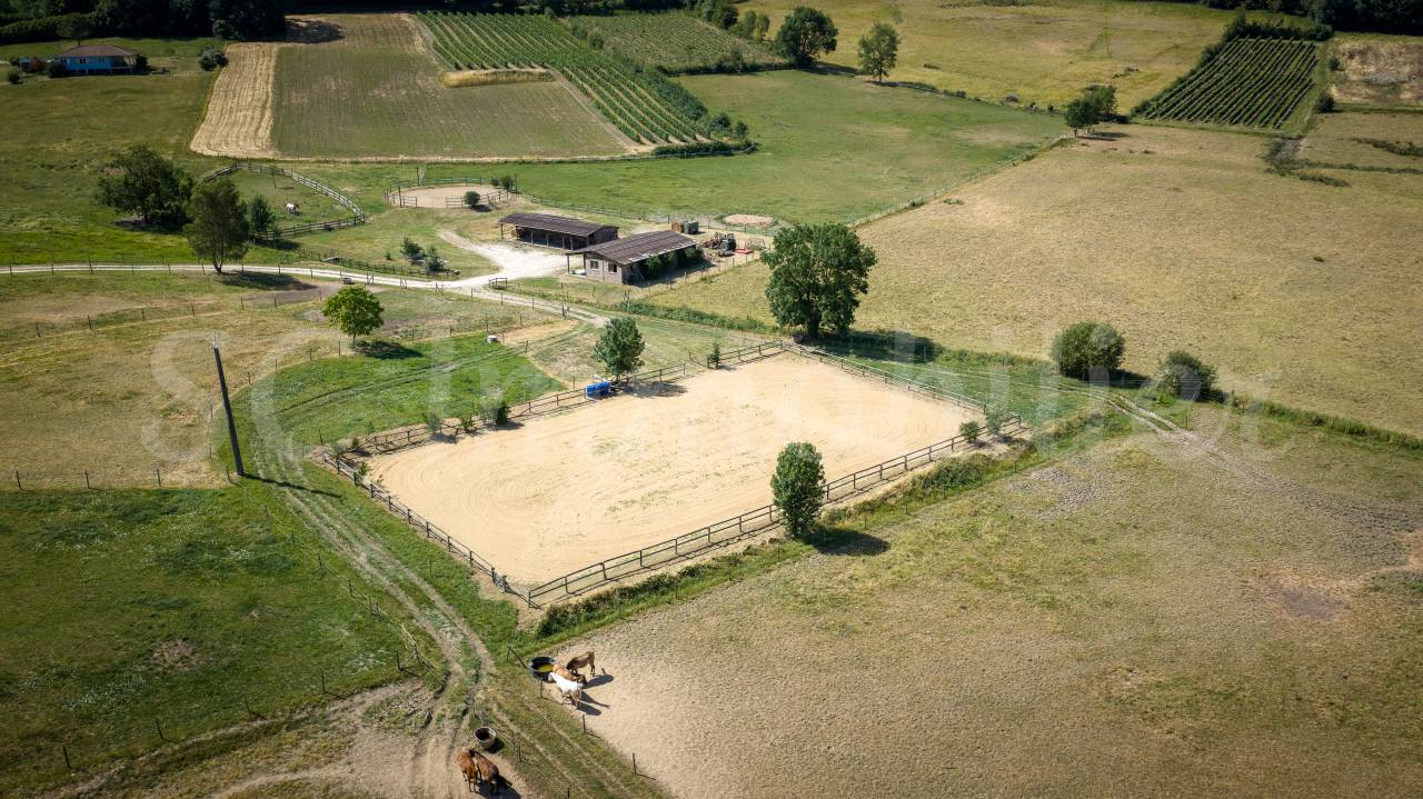 Propriet&agrave; equestre In vendita Lot-et-Garonne