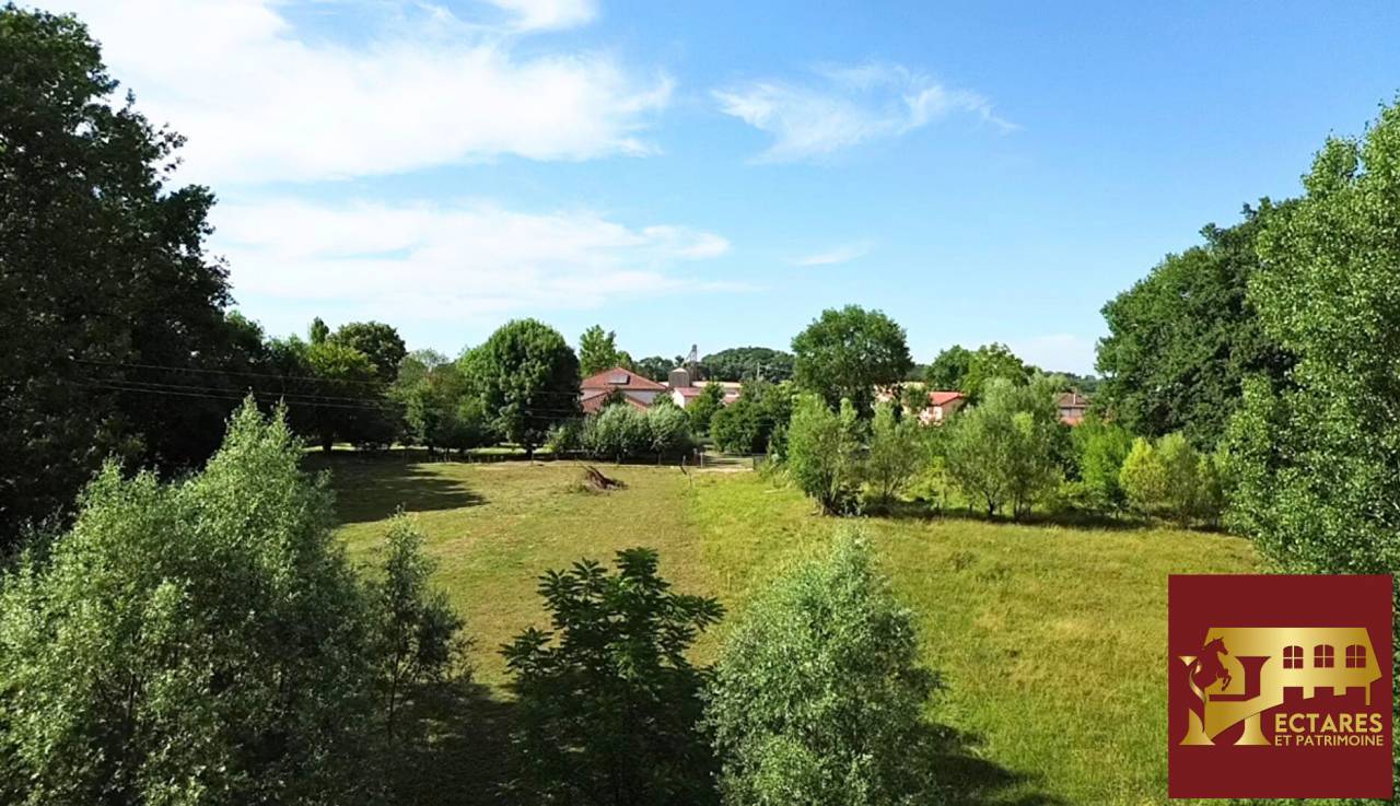 Alloggio equestre In vendita Ain