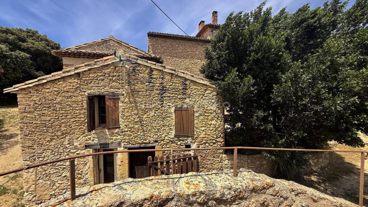 Propriet&agrave; equestre In vendita Vaucluse