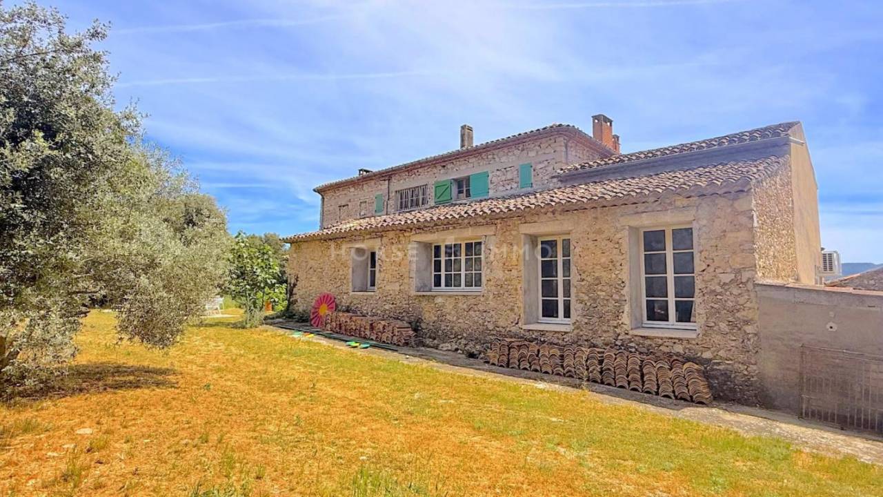 Propriet&agrave; equestre In vendita Vaucluse