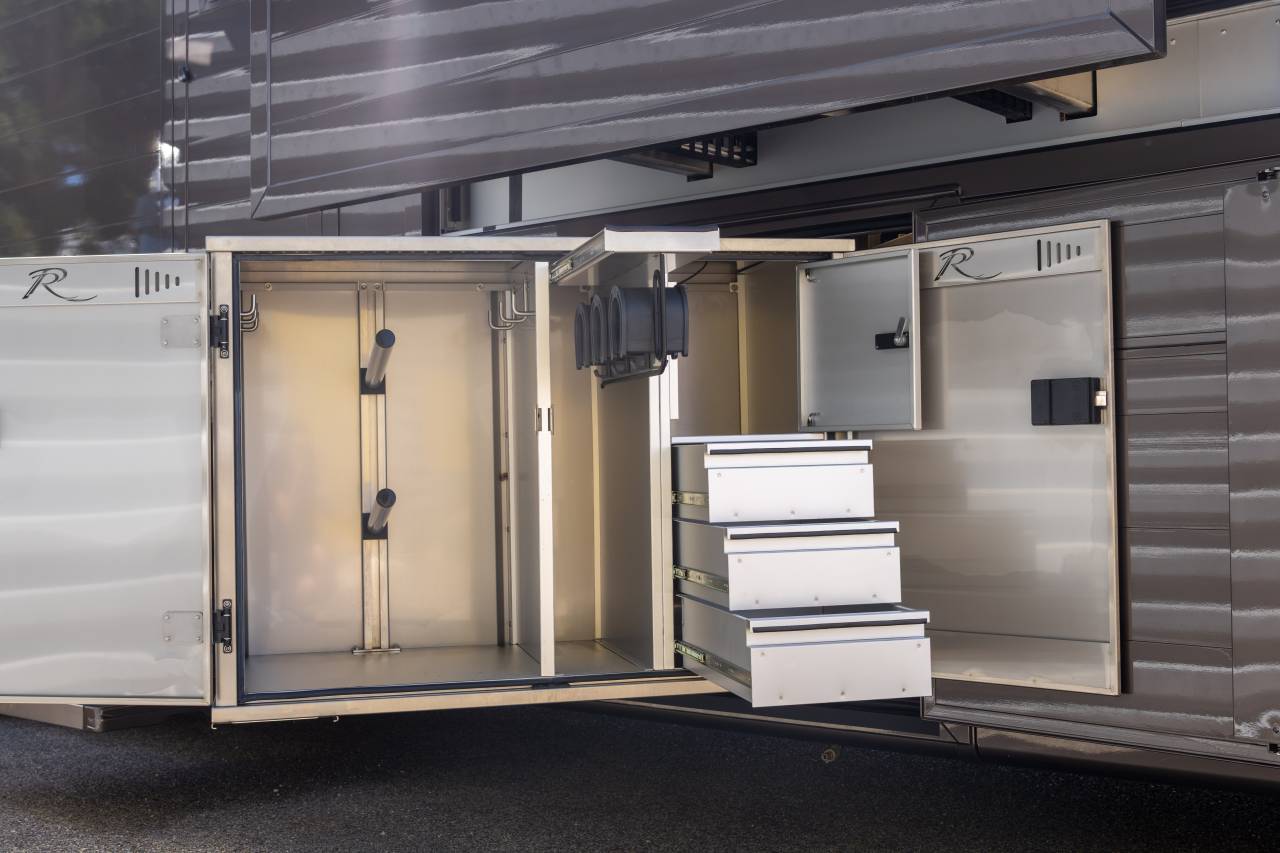 Camion per Cavalli Roelofsen  2023 Occasione