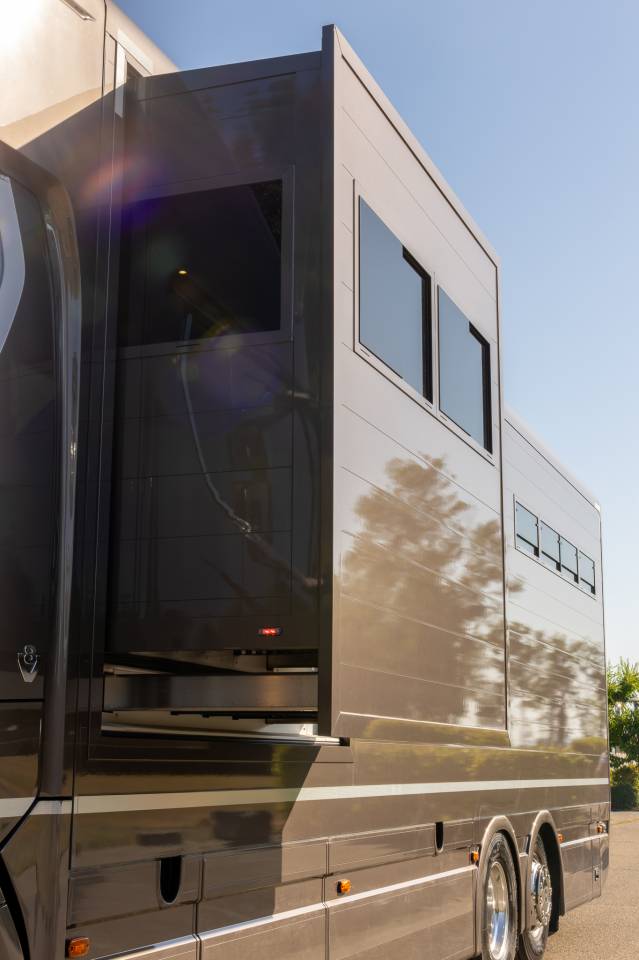 Camion per Cavalli Roelofsen  2023 Occasione
