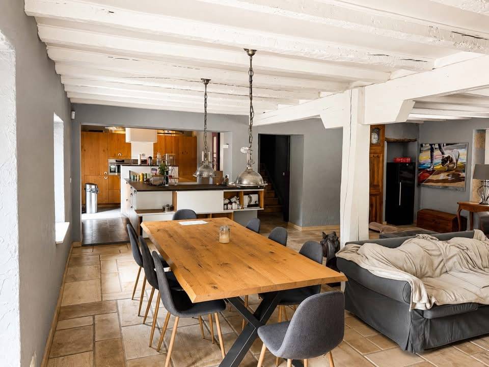 Propriet&agrave; equestre In vendita Ain