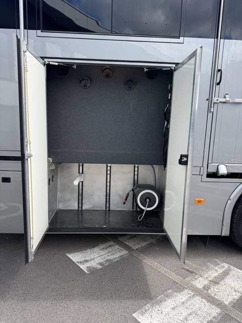 Camion per Cavalli Volvo VOLVO FM12 360ch 2023 Nuovo