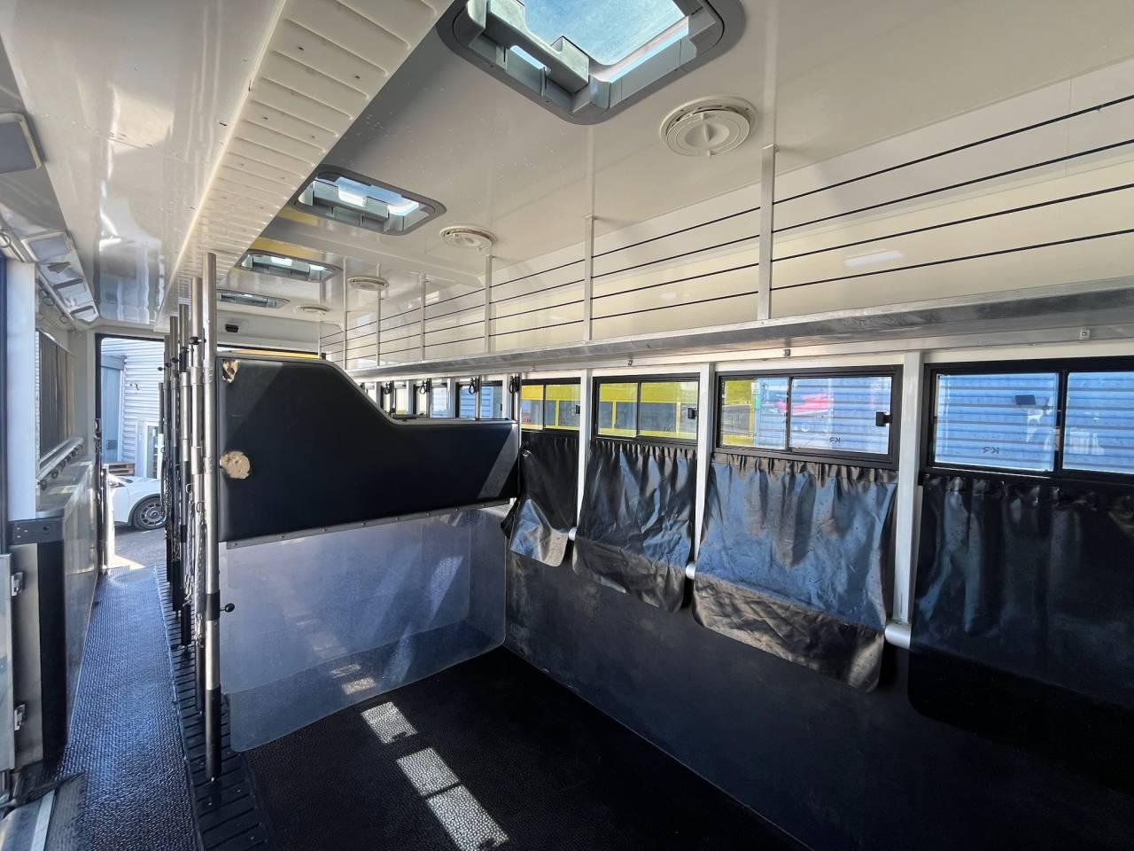 Camion per Cavalli Mercedes  2022 Occasione