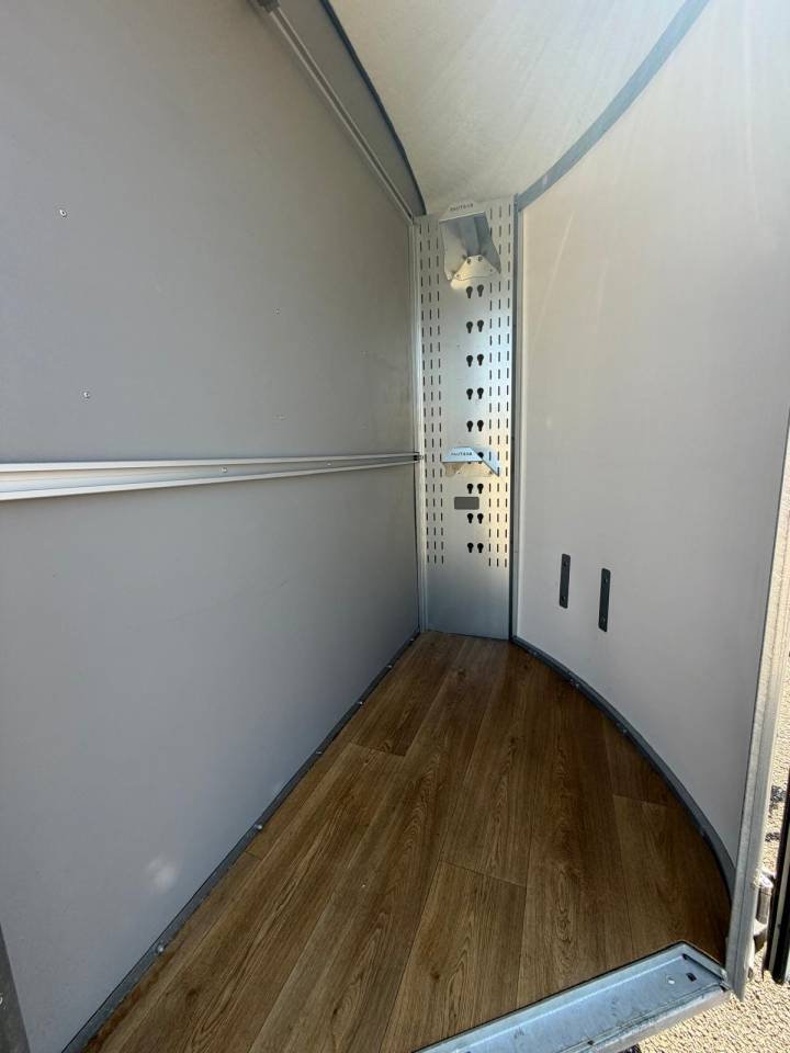 Trailer Fautras OBLIC X2 2 Cavalli 2025 Occasione