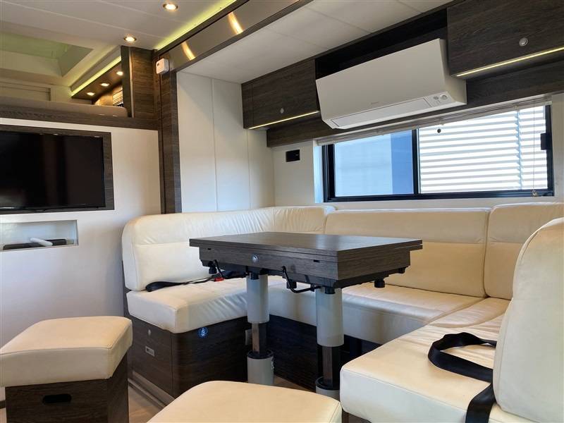 Camion per Cavalli Volvo STX 2014 Occasione
