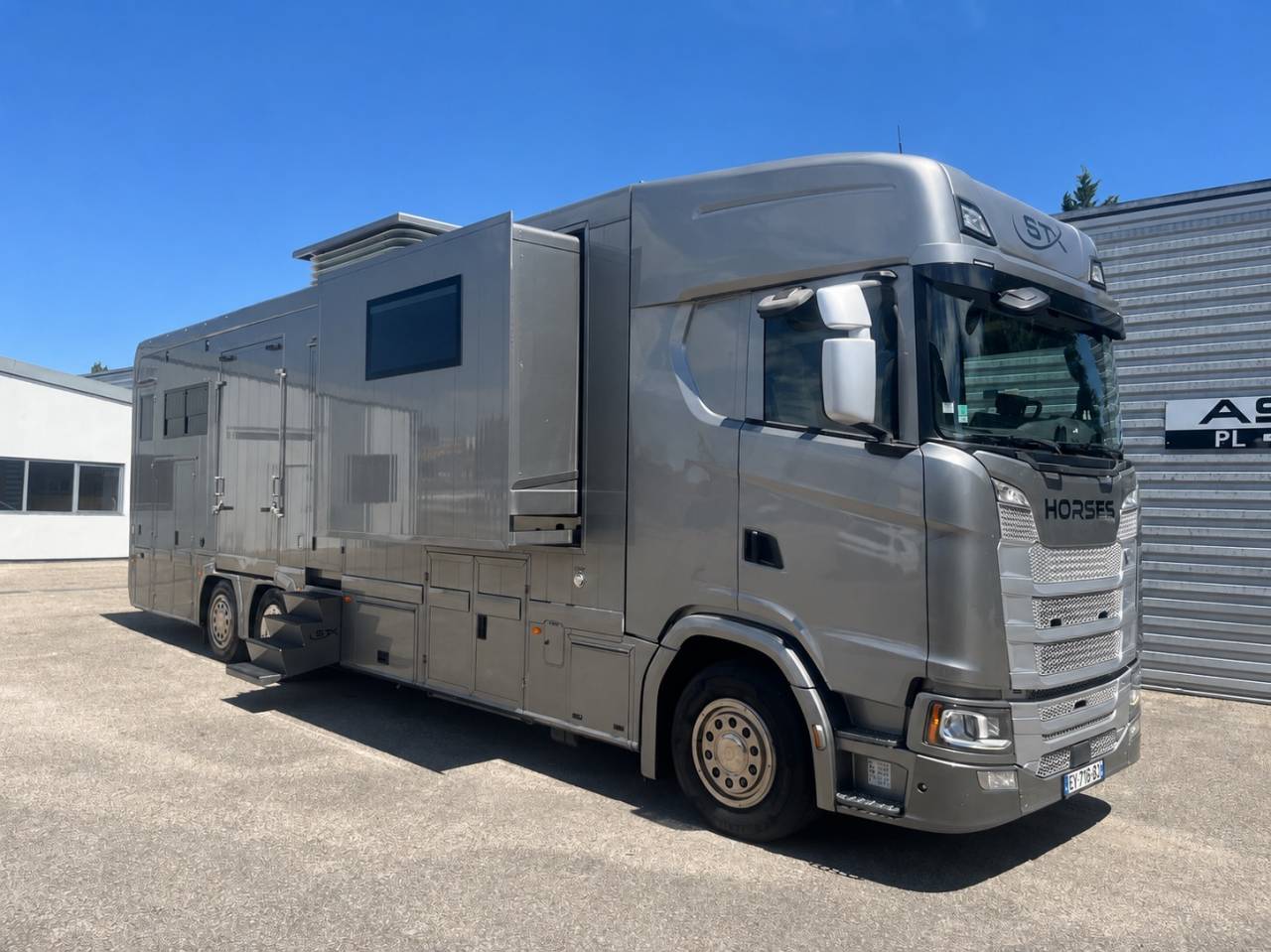 Camion per Cavalli STX  2018 Occasione