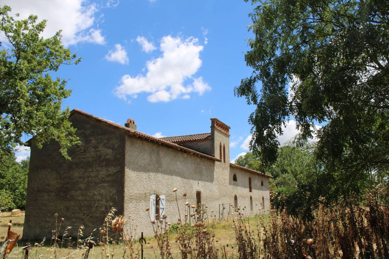 Propriet&agrave; equestre In vendita Haute-Garonne