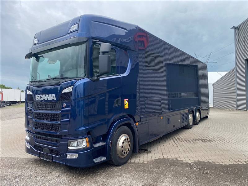 Camion per Cavalli Scania STX 2023 Occasione