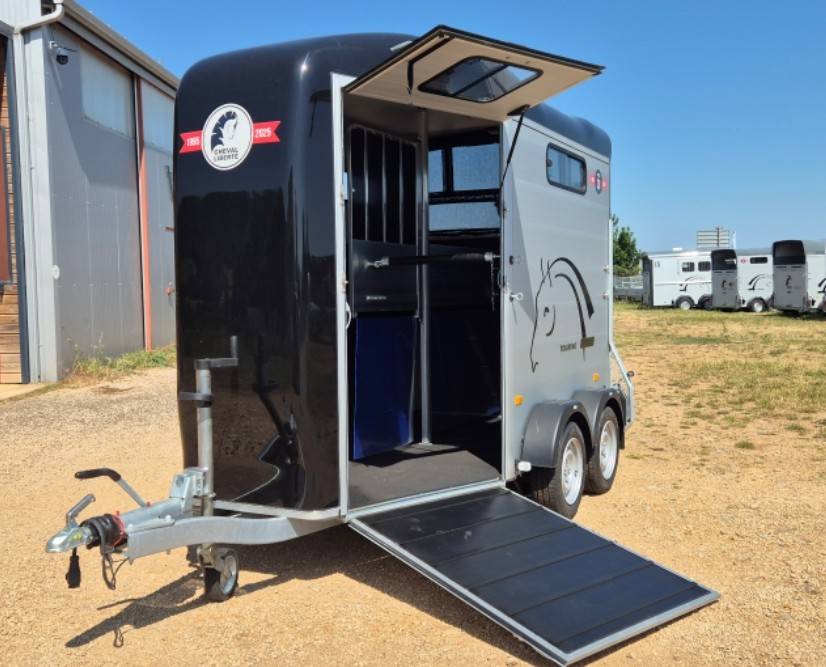 Trailer Cheval Libert&eacute; Cheval Libert&eacute; TOURING COUNTRY 30-&egrave;me anniversaire 2 Cavalli 2025 Nuovo