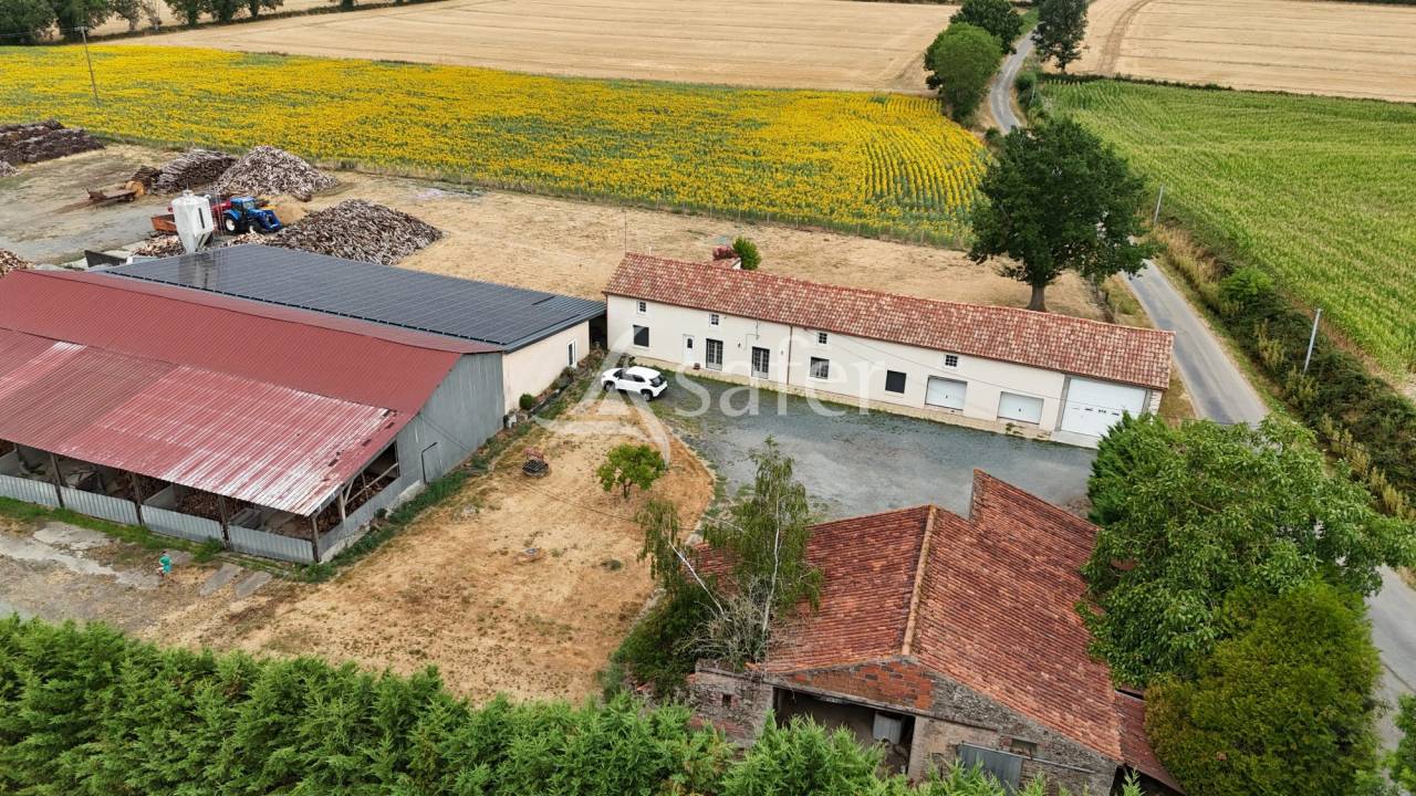 Azienda suina In vendita Vend&eacute;e