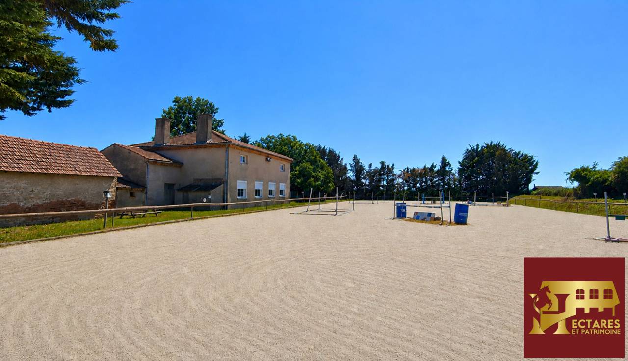 Scuderia per proprietari In vendita Sa&ocirc;ne-et-Loire