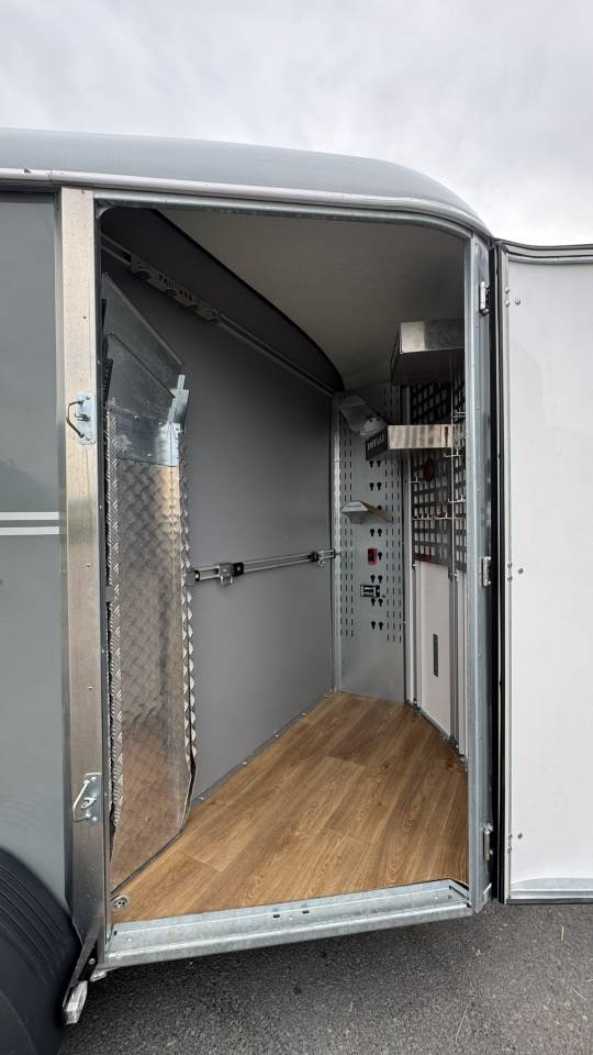 Trailer Fautras OBLIC X2 2 Cavalli 2025 Occasione