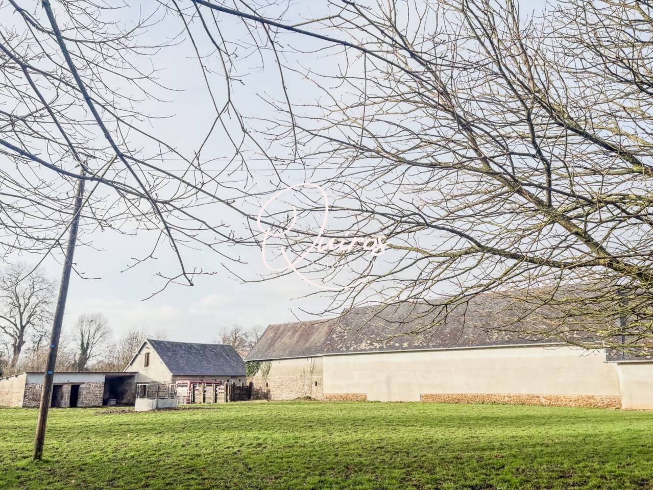 Propriet&agrave; equestre In vendita Manche