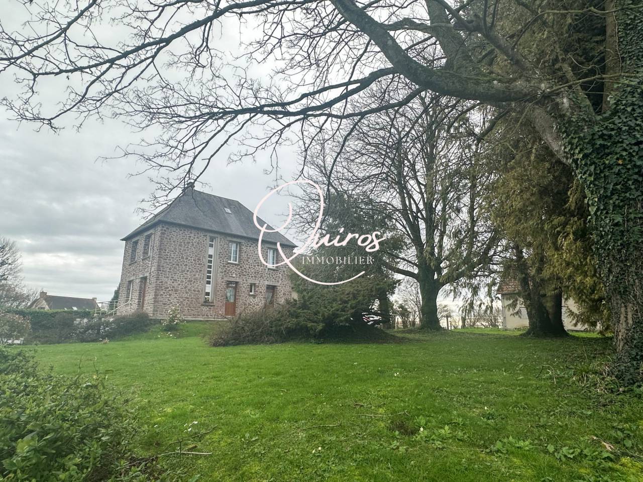 Propriet&agrave; equestre In vendita Manche