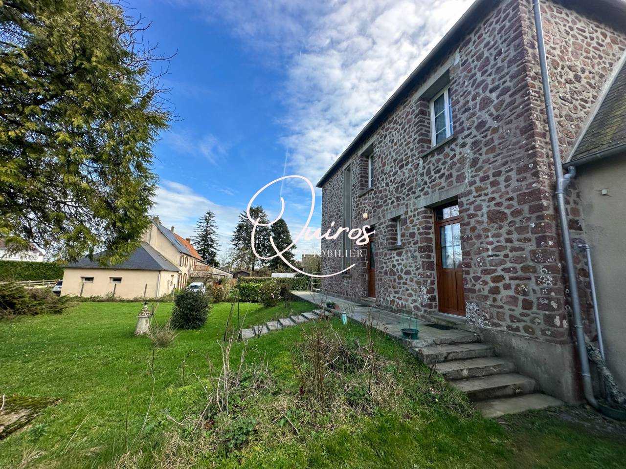 Propriet&agrave; equestre In vendita Manche
