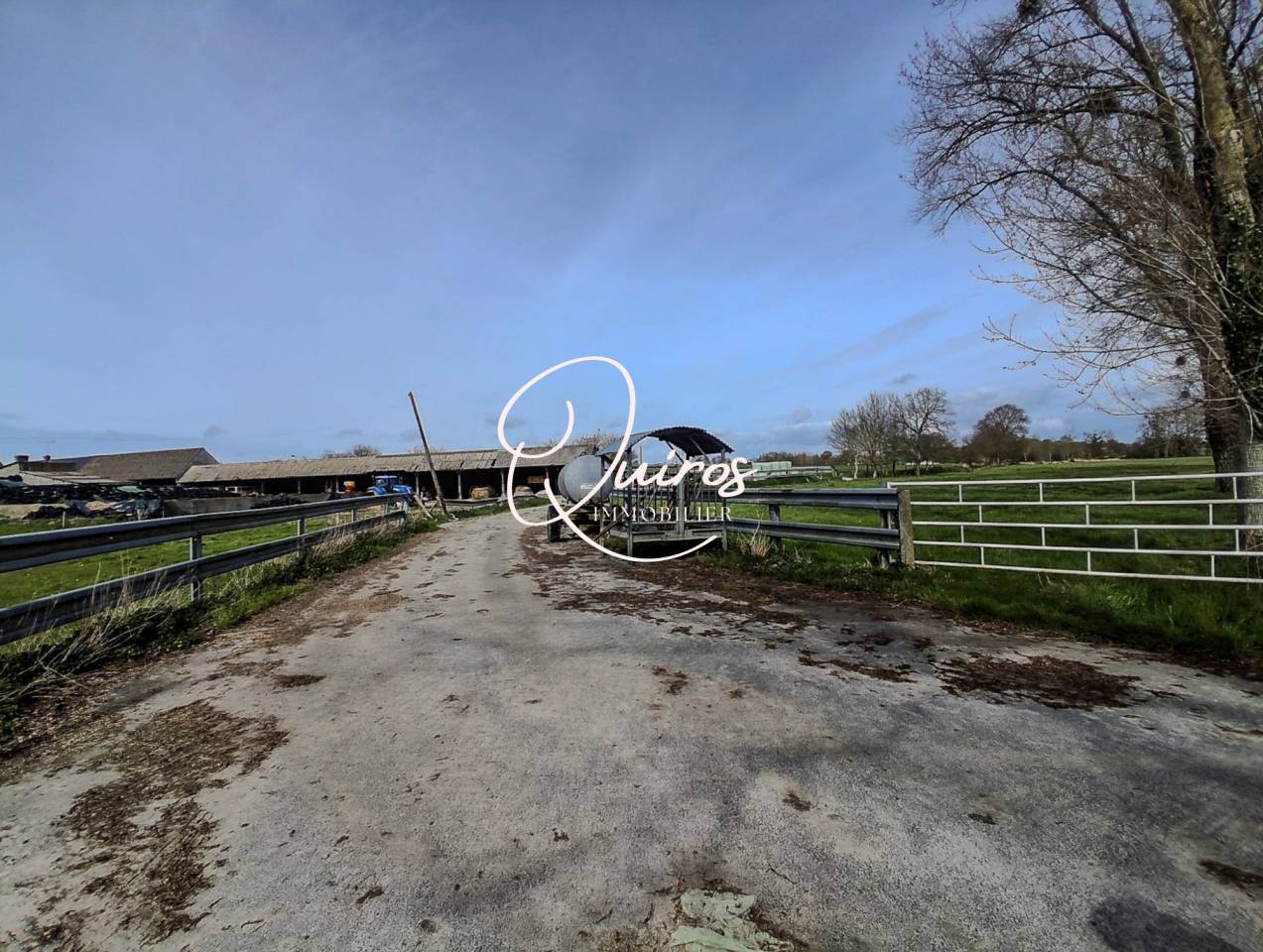 Propriet&agrave; equestre In vendita Manche