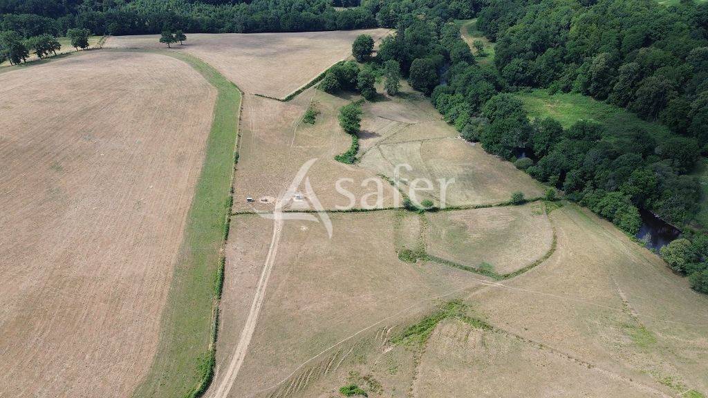 Azienda agricola In vendita Corr&egrave;ze