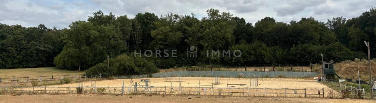 Propriet&agrave; equestre In vendita Eure