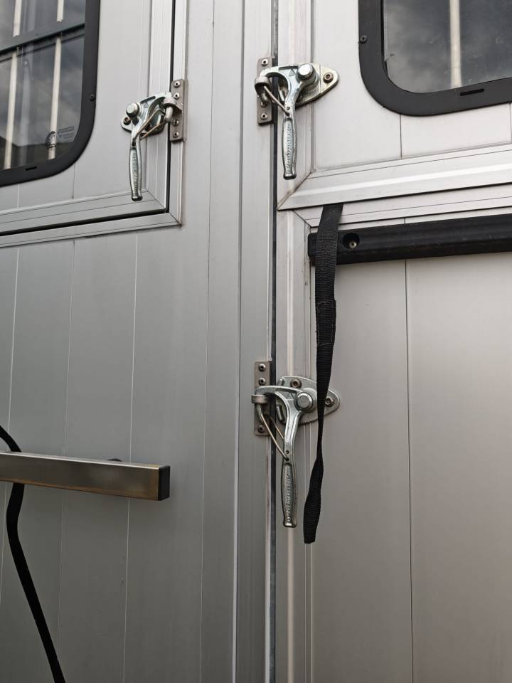 Trailer Cheval Libert&eacute; CHEVAL LIBERTE MAXI 4  4 Cavalli 2022 Occasione