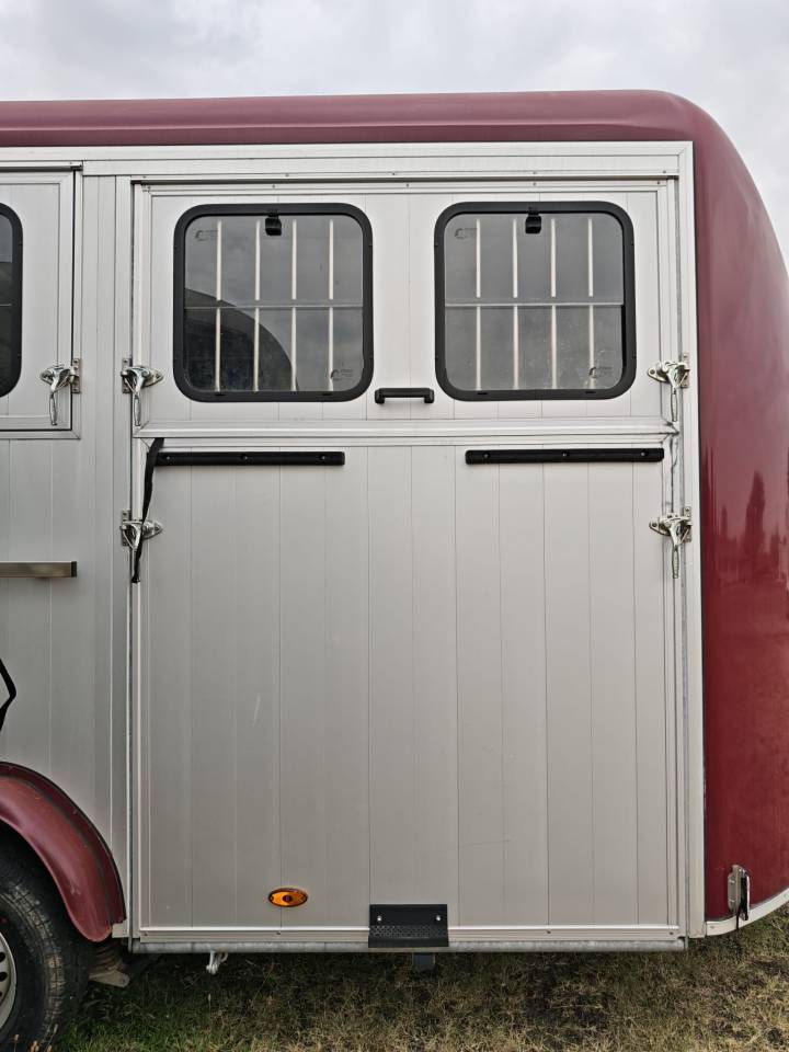 Trailer Cheval Libert&eacute; CHEVAL LIBERTE MAXI 4  4 Cavalli 2022 Occasione